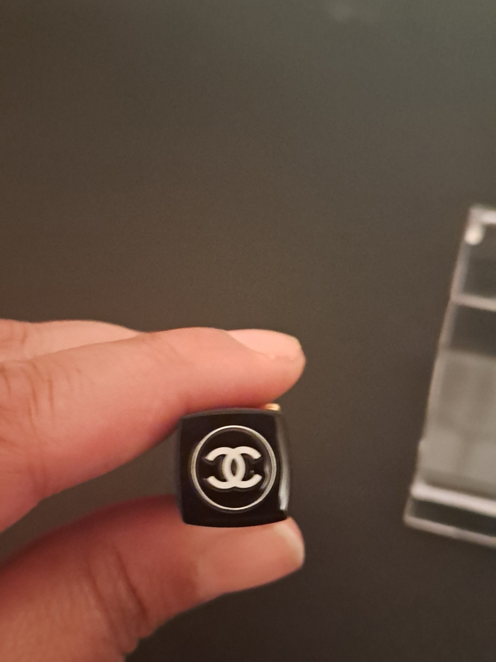 CHANEL 447 Bourgeoisie - Rouge Coco Hydra Gloss NIB - Picture 2 of 6